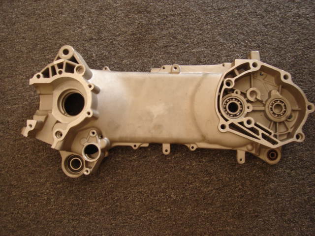 LH Crank Case 1E4040QMB Engine-606
